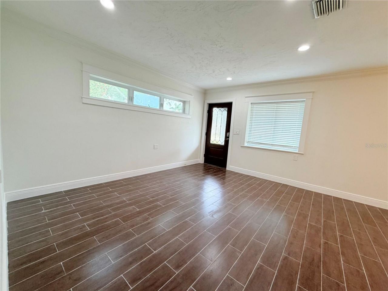 1843 Oklahoma Avenue Ne, Saint Petersburg, FL 33703 Photo
