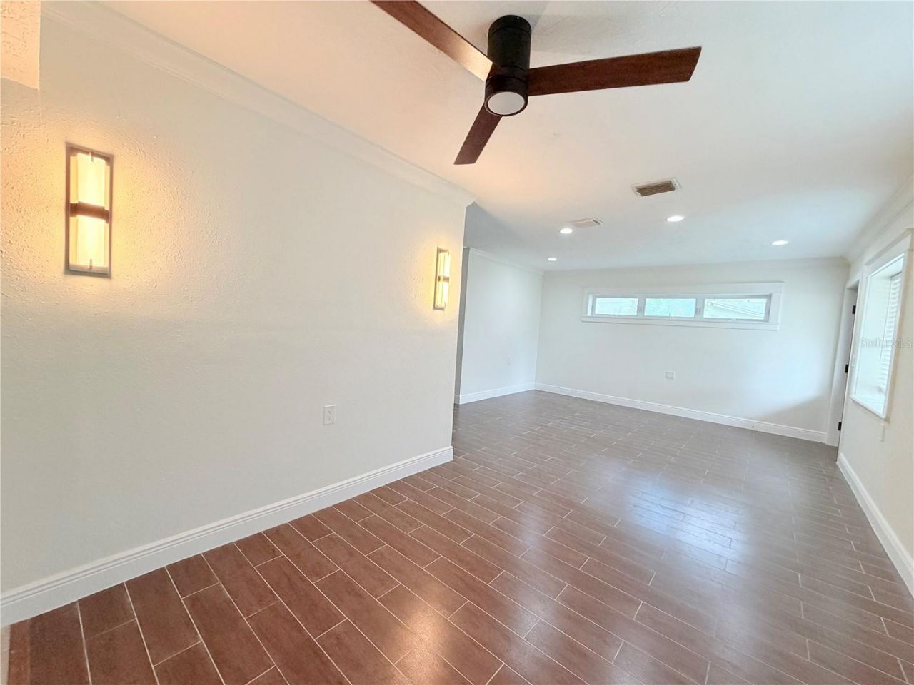 1843 Oklahoma Avenue Ne, Saint Petersburg, FL 33703 Photo