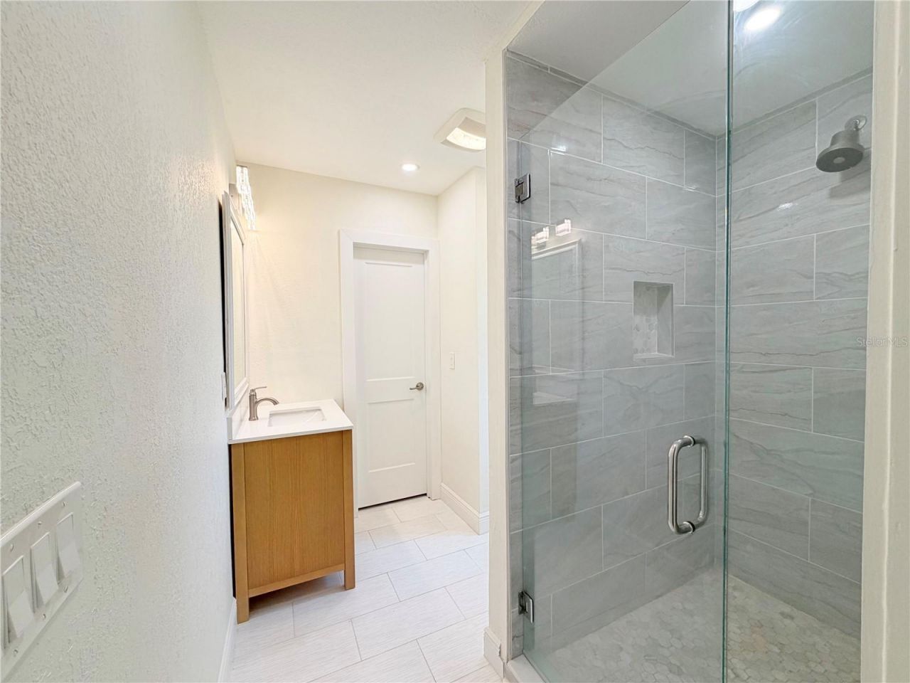 1843 Oklahoma Avenue Ne, Saint Petersburg, FL 33703 Photo