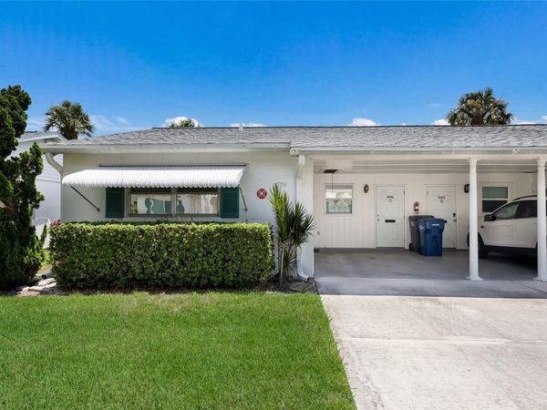 5994 HIBISCUS DRIVE , BRADENTON, FL 34207