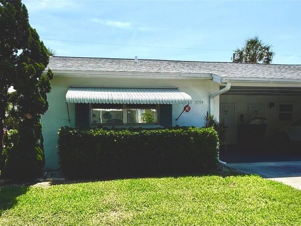 5994 HIBISCUS DRIVE , BRADENTON, FL 34207