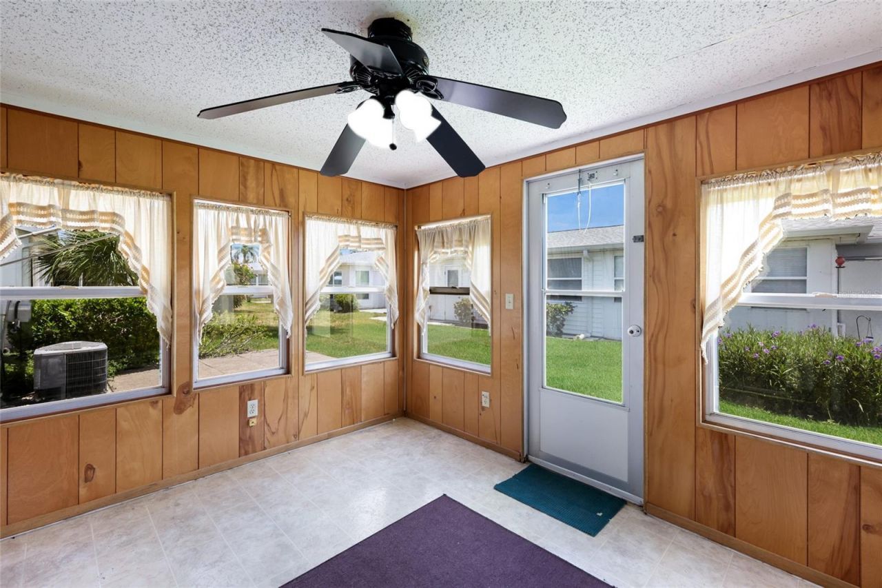 5994 Hibiscus Drive , Bradenton, FL 34207 Photo