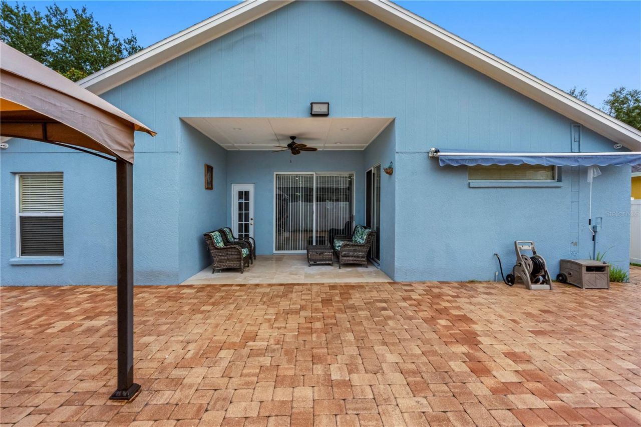 3306 Pin Oak Lane , Tampa, FL 33618 Photo