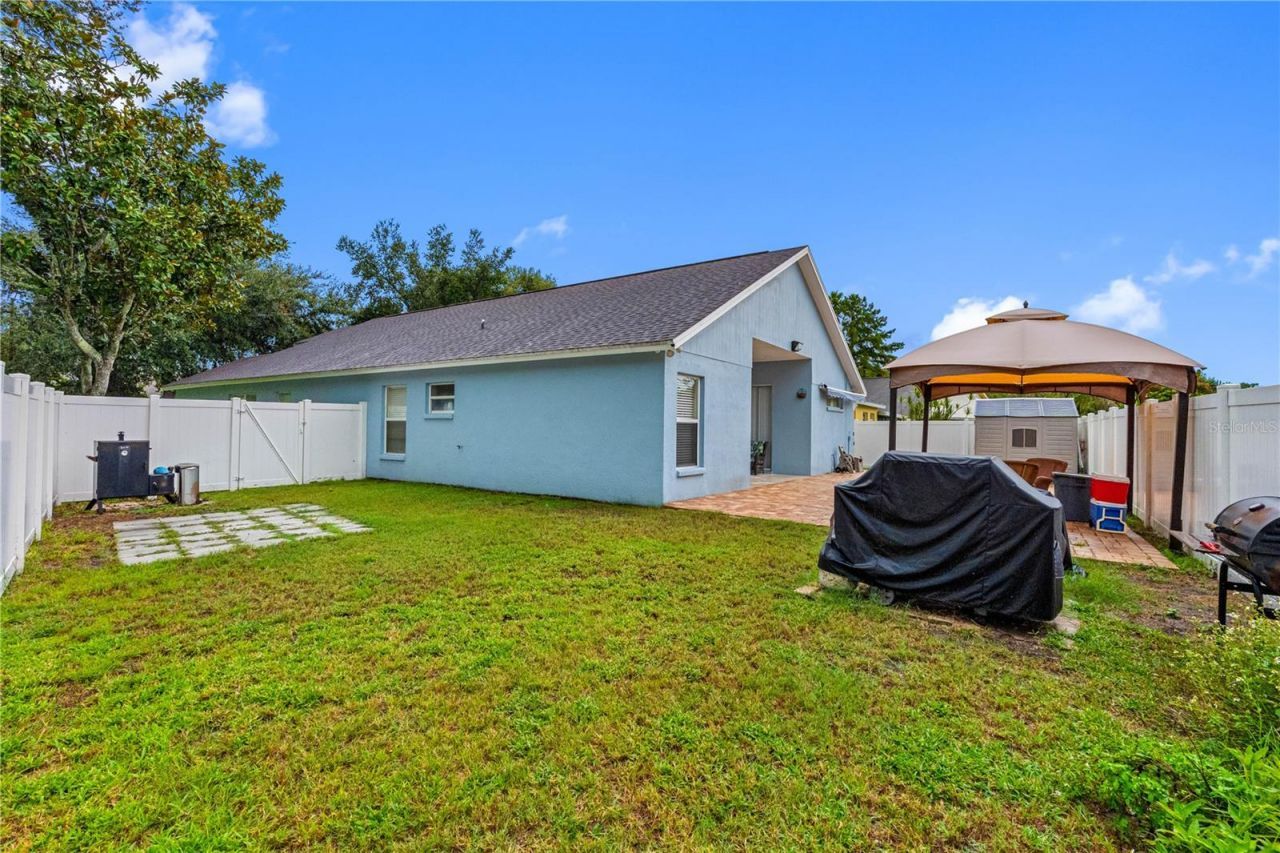 3306 Pin Oak Lane , Tampa, FL 33618 Photo