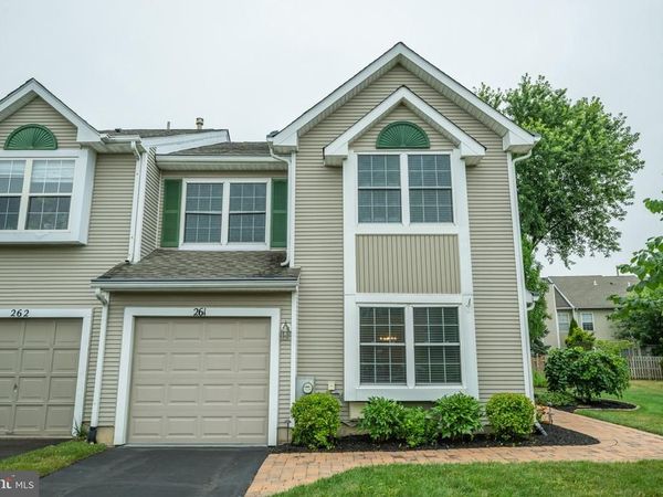 261 SEQUOIA DRIVE, NEWTOWN, PA 18940