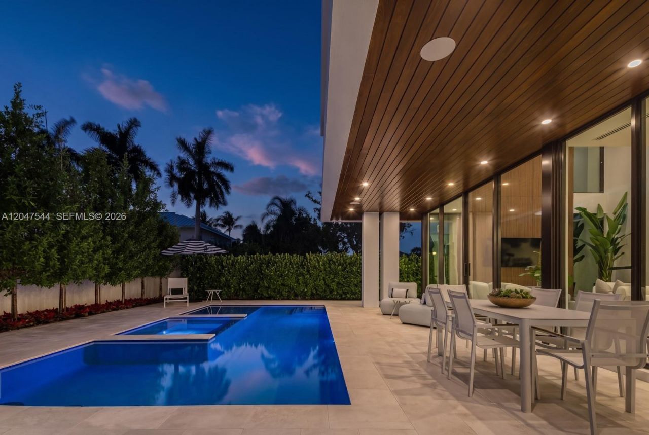 1099 NE 4th Ave , Boca Raton, FL 33432 Photo