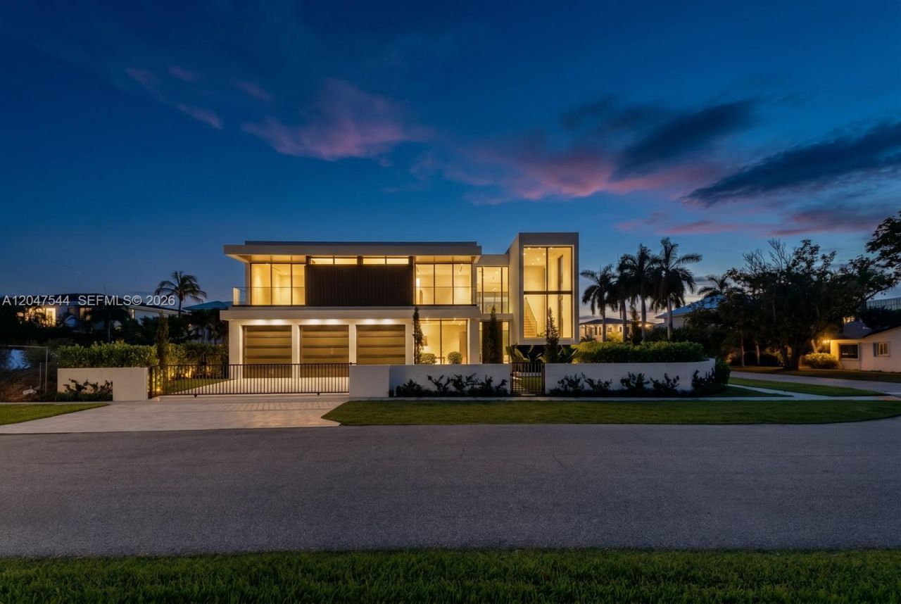1099 NE 4th Ave , Boca Raton, FL 33432 Photo