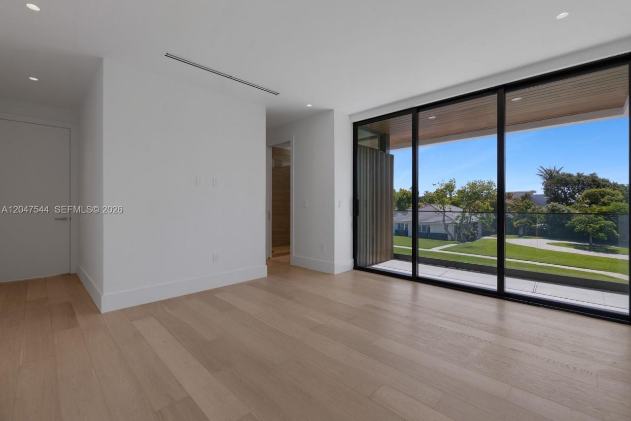 1099 NE 4th Ave , Boca Raton, FL 33432 Photo