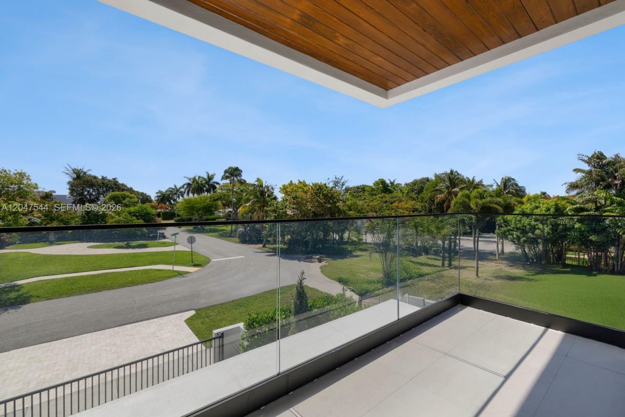 1099 NE 4th Ave , Boca Raton, FL 33432 Photo