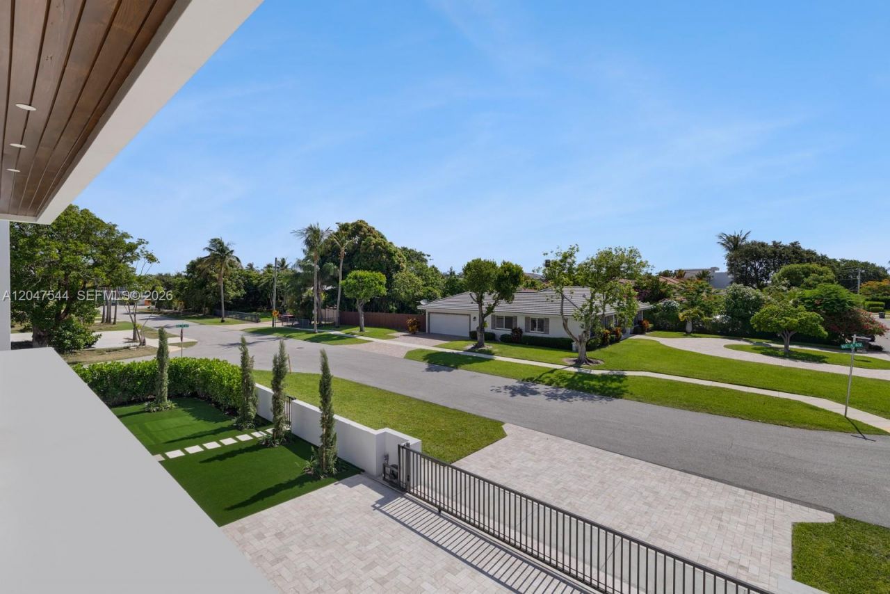 1099 NE 4th Ave , Boca Raton, FL 33432 Photo