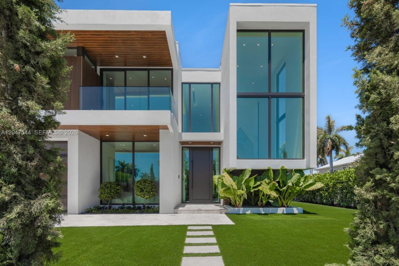 1099 NE 4th Ave , Boca Raton, FL 33432 Photo