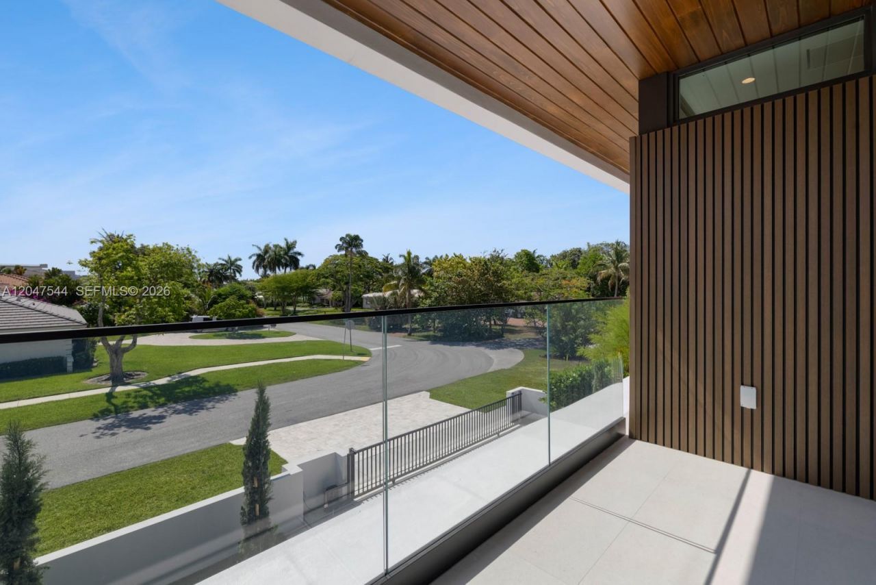1099 NE 4th Ave , Boca Raton, FL 33432 Photo