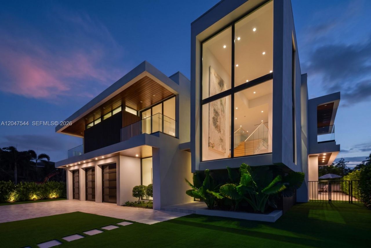 1099 NE 4th Ave , Boca Raton, FL 33432 Photo