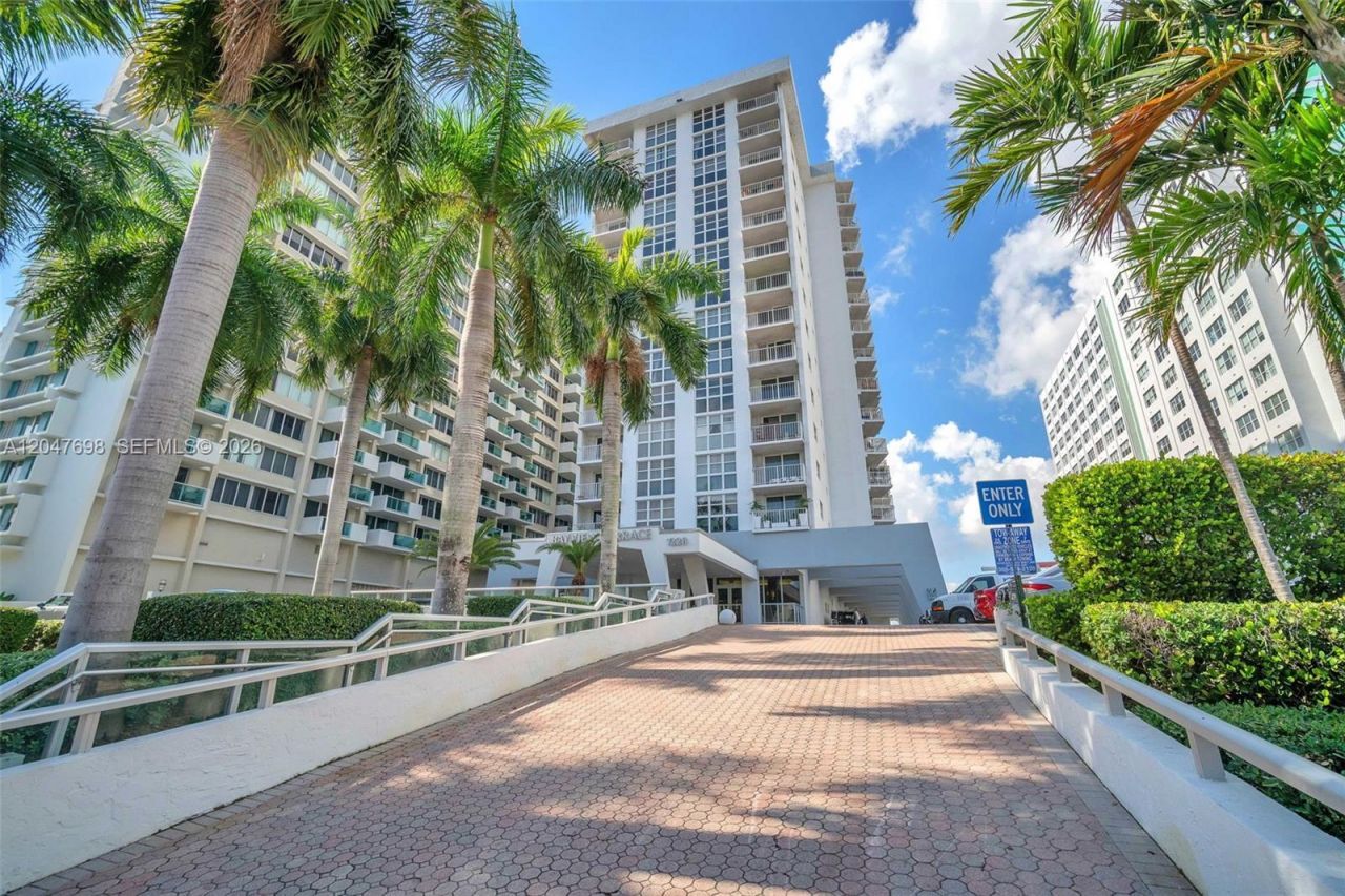 1228 West Ave , Unit 1213, Miami Beach, FL 33139 Photo