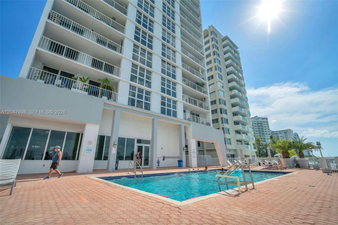 1228 West Ave , Unit 1213, Miami Beach, FL 33139 Photo