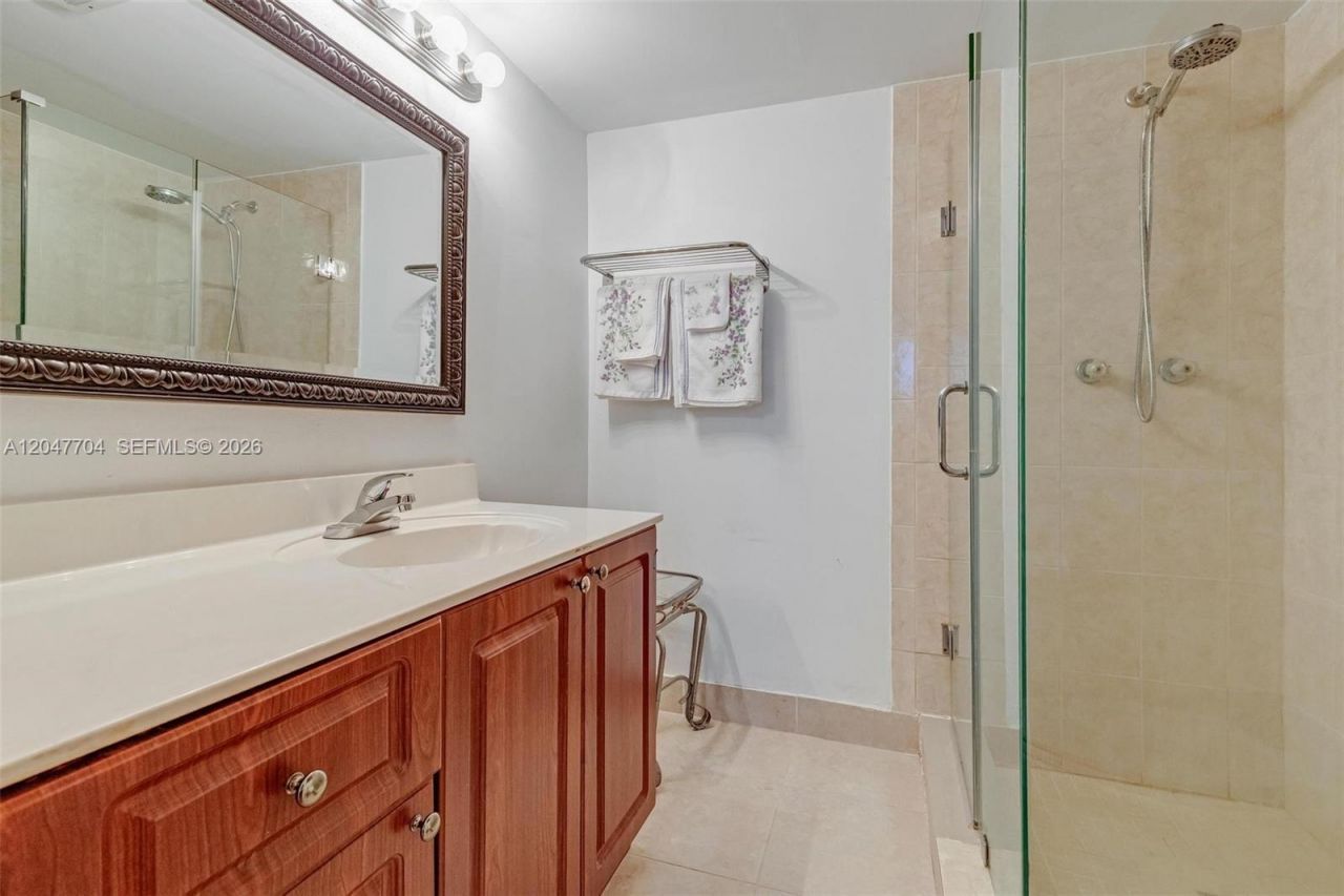 6000 NW 64th Ave , Unit 110, Tamarac, FL 33319 Photo