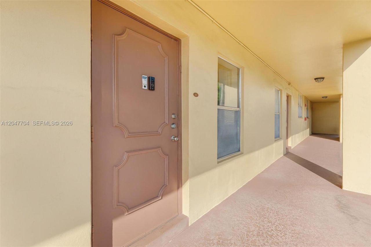 6000 NW 64th Ave , Unit 110, Tamarac, FL 33319 Photo