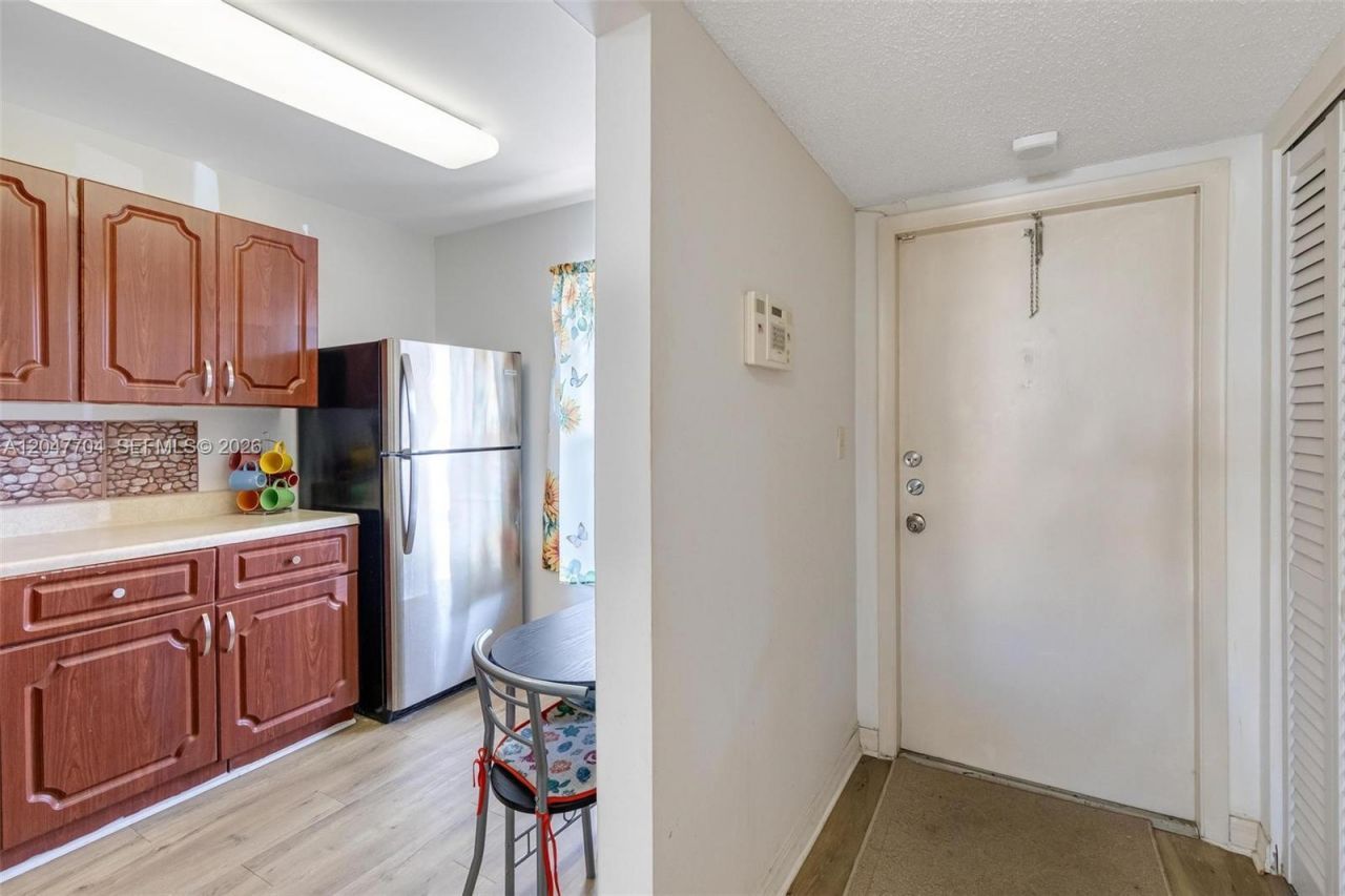 6000 NW 64th Ave , Unit 110, Tamarac, FL 33319 Photo