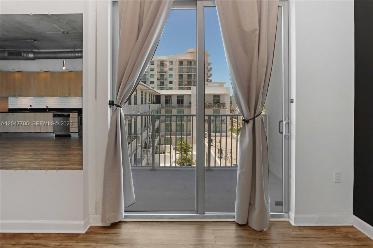 2100 Van Buren St , Unit 508, Hollywood, FL 33020 Photo
