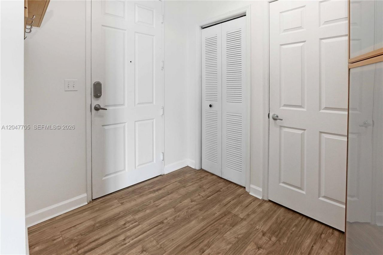 2100 Van Buren St , Unit 508, Hollywood, FL 33020 Photo