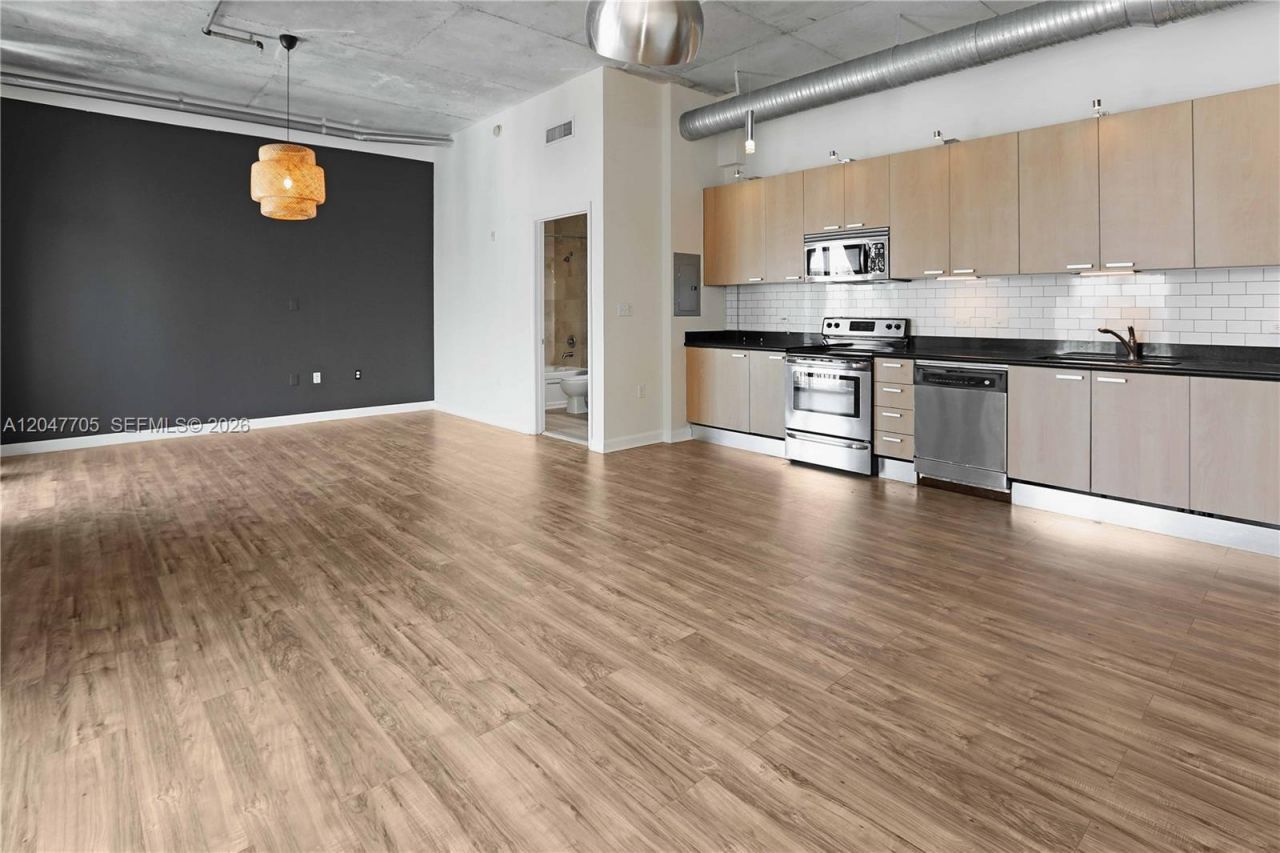 2100 Van Buren St , Unit 508, Hollywood, FL 33020 Photo