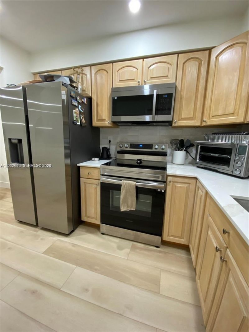 1200 Tallwood Ave , Unit 302, Hollywood, FL 33021 Photo
