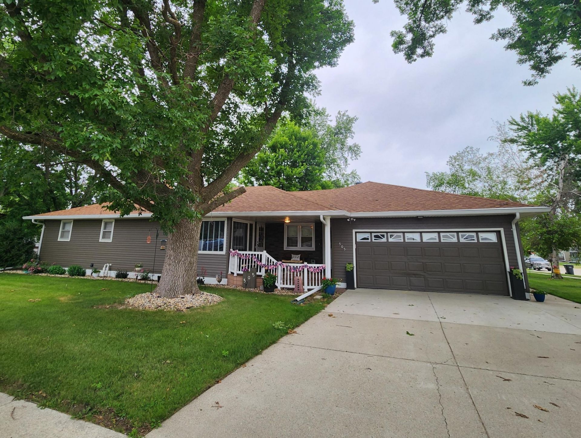 505 9th Street SW, Pipestone, MN 56164