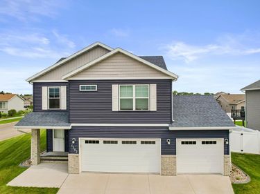 1202 Southwood Drive, Dilworth, MN 56529