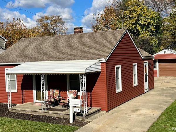 111 E COY Avenue, Hazel Park, MI 48030