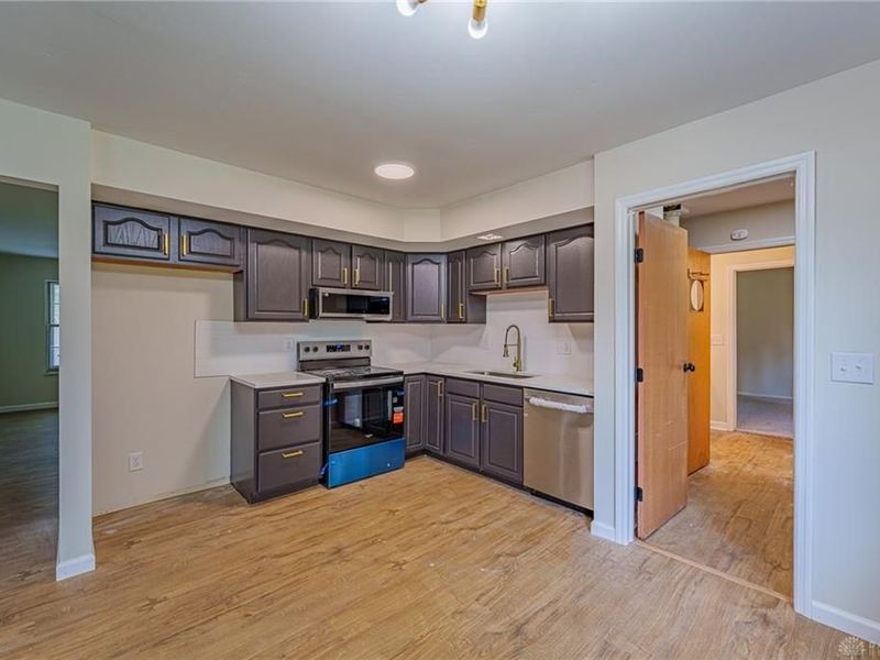 2601 Bellsburg Drive, Miami Township, OH 45459 Photo 7