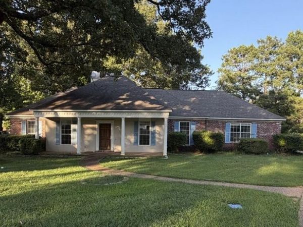 448 Apple , Pearl, MS 39208