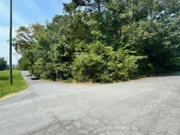 8323 Washington Boulevard, Charlotte, NC 28262