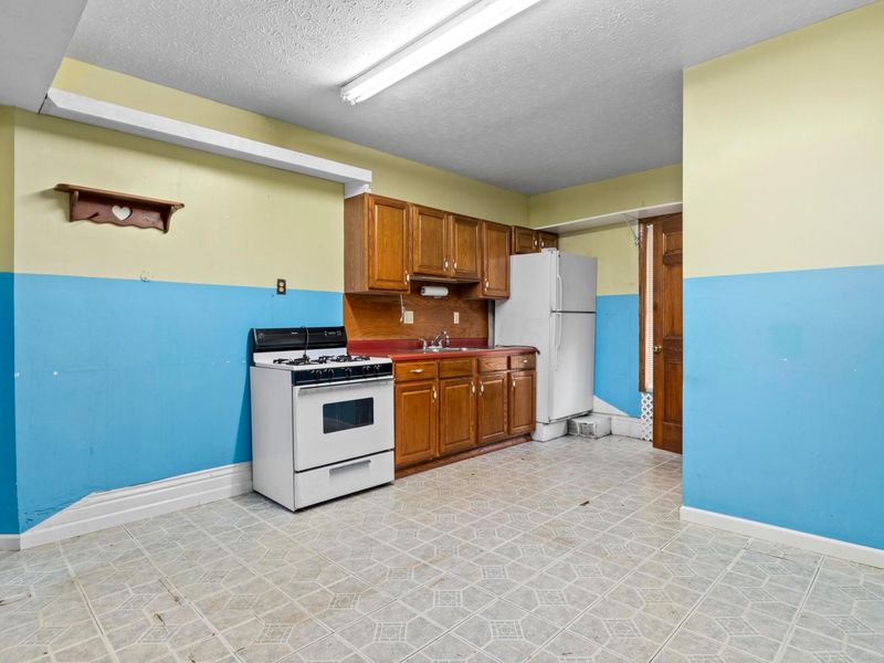807 1st Street NE, Massillon, OH 44646 Photo 6