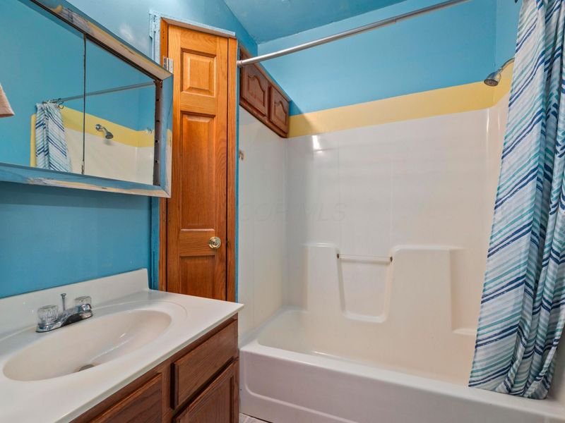 807 1st Street NE, Massillon, OH 44646 Photo 9
