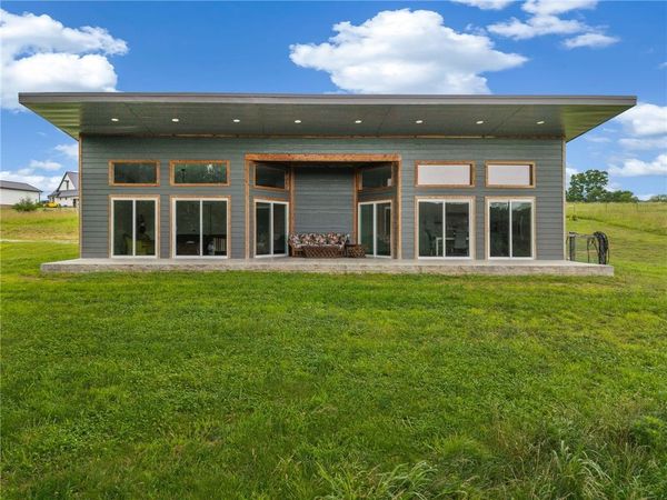 125 River Run Road , Eureka Springs, AR 72632