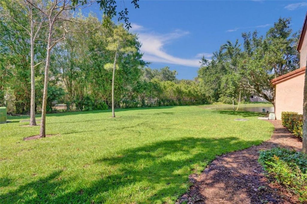 10791 NW 14th Street, Unit 303, Plantation, FL 33322 Photo