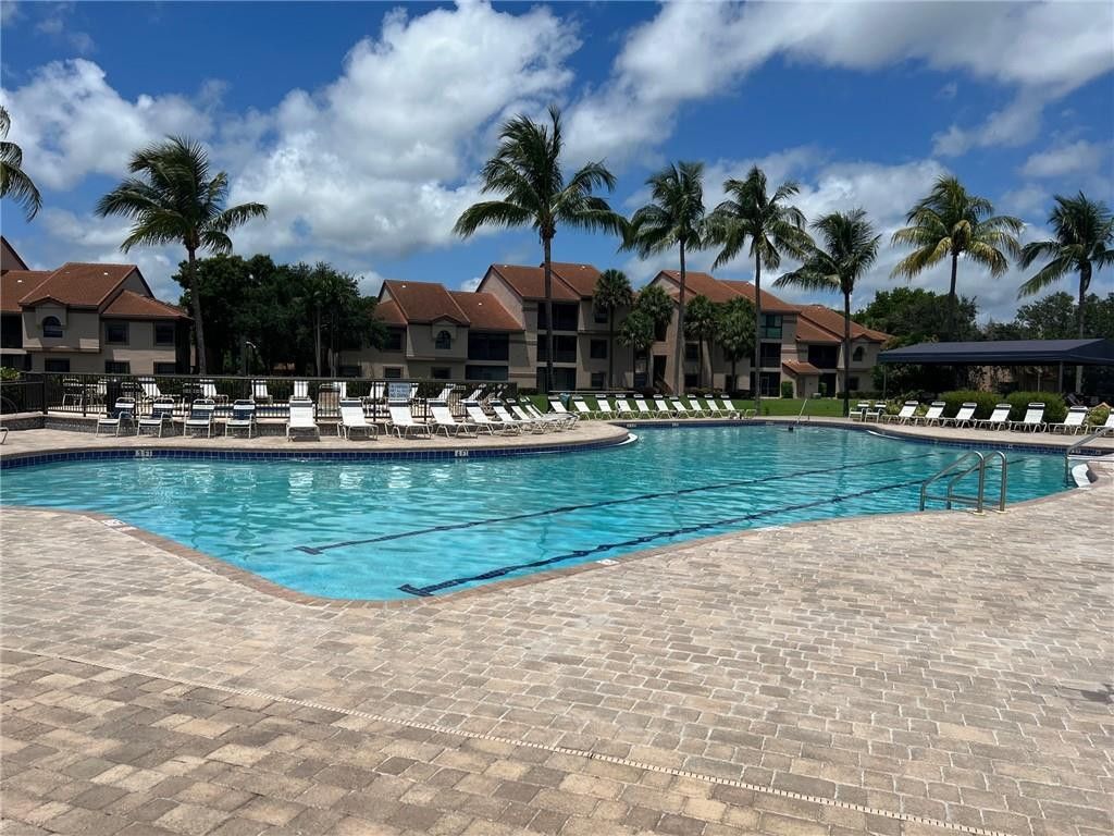 10791 NW 14th Street, Unit 303, Plantation, FL 33322 Photo