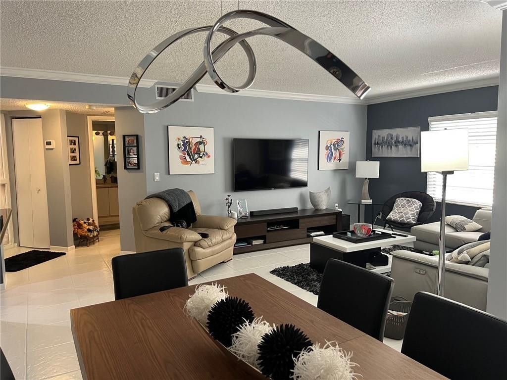 10791 NW 14th Street, Unit 303, Plantation, FL 33322 Photo