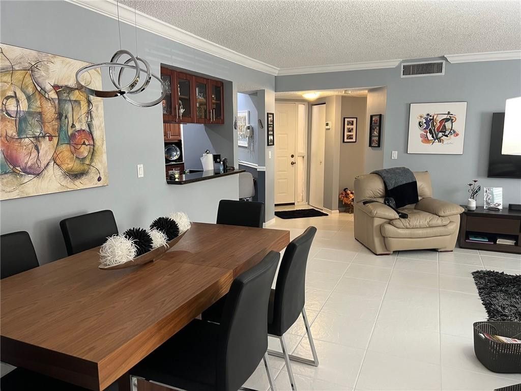10791 NW 14th Street, Unit 303, Plantation, FL 33322 Photo