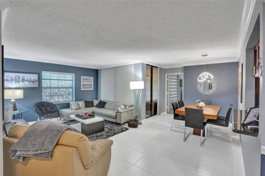 10791 NW 14th Street, Unit 303, Plantation, FL 33322 Photo