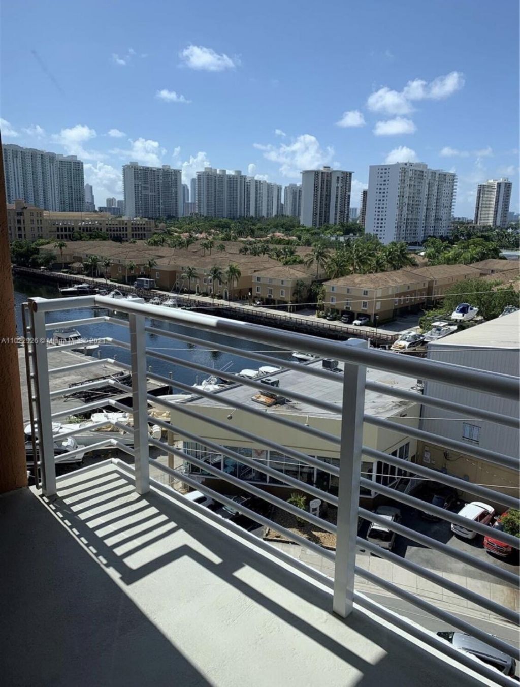18800 NE 29th Avenue, Unit 815, Aventura, FL 33180 Photo