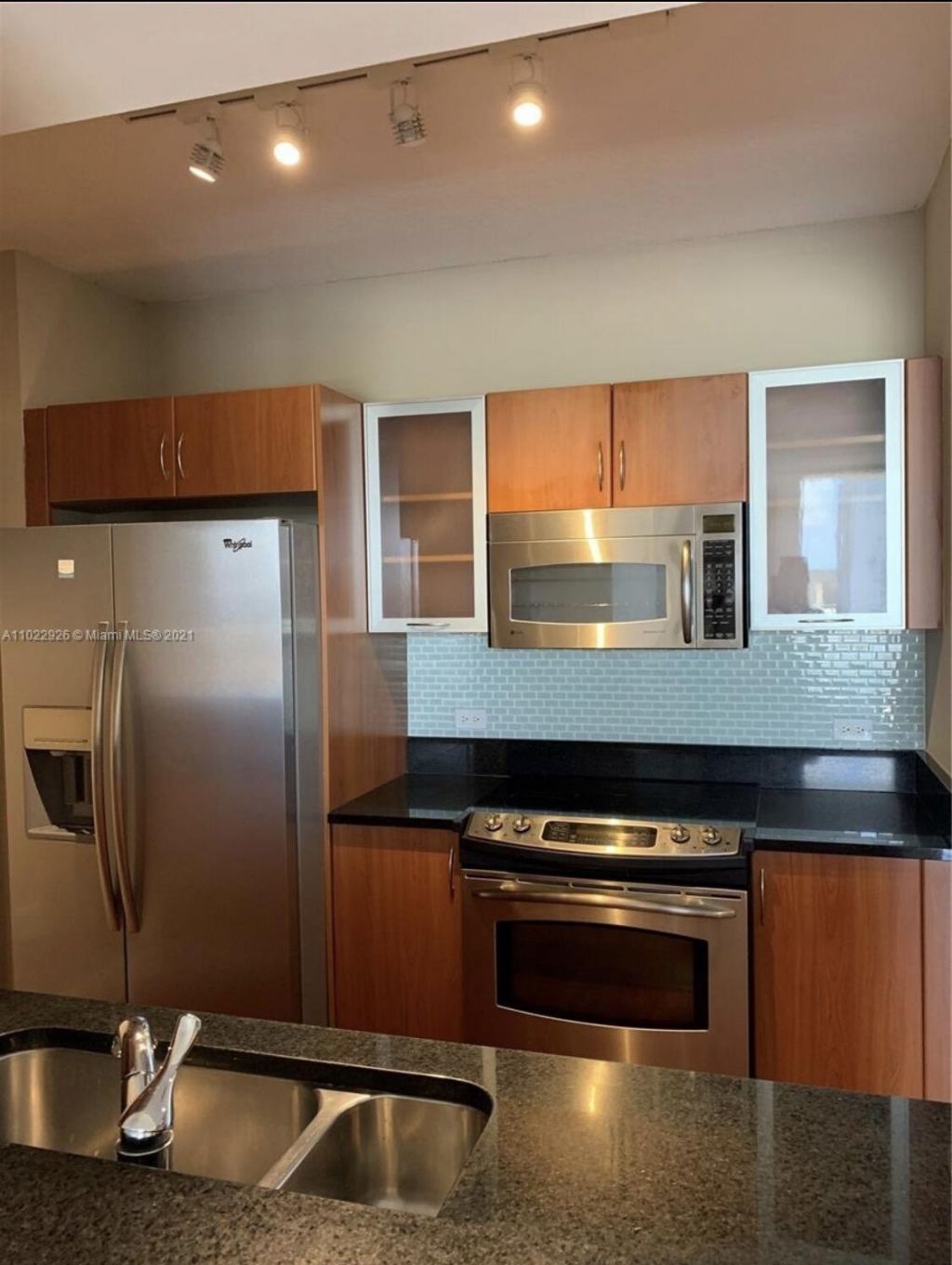 18800 NE 29th Avenue, Unit 815, Aventura, FL 33180 Photo