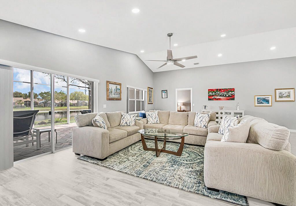 8075 Duomo Circle, Boynton Beach, FL 33472 Photo