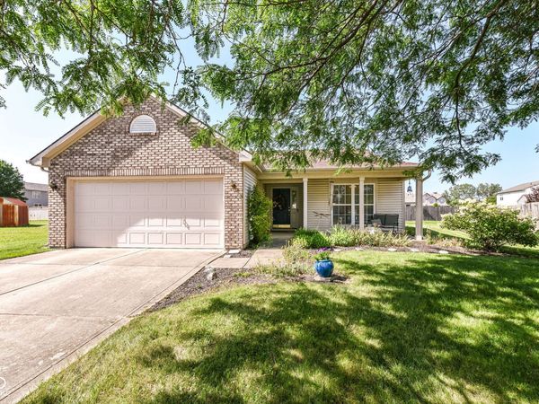 1214 Stonebridge Drive, Anderson, IN 46013