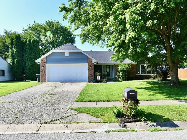 153 W Foxwood Drive, Brownsburg, IN 46112