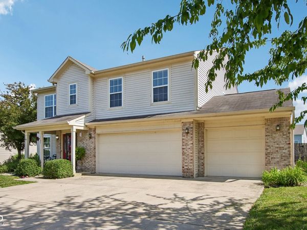 1103 Spring Meadow Court , Franklin, IN 46131