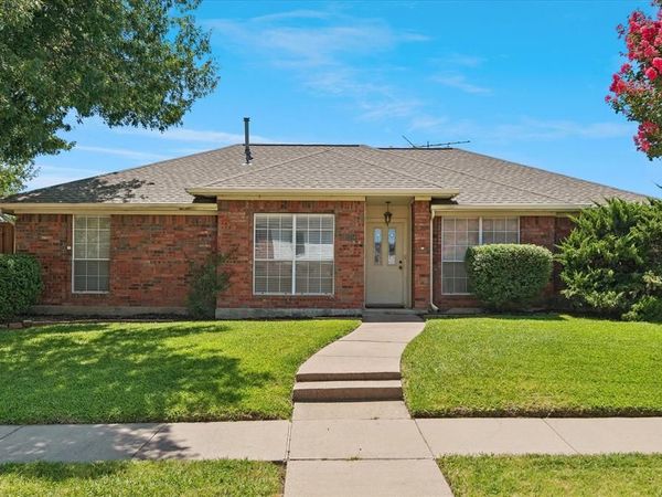 2250 Arbor Creek Drive, Carrollton, TX 75010