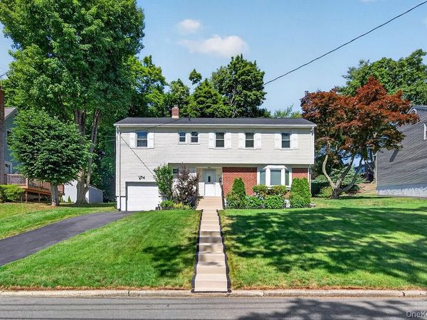11 Oakridge Road , White Plains, NY 10607