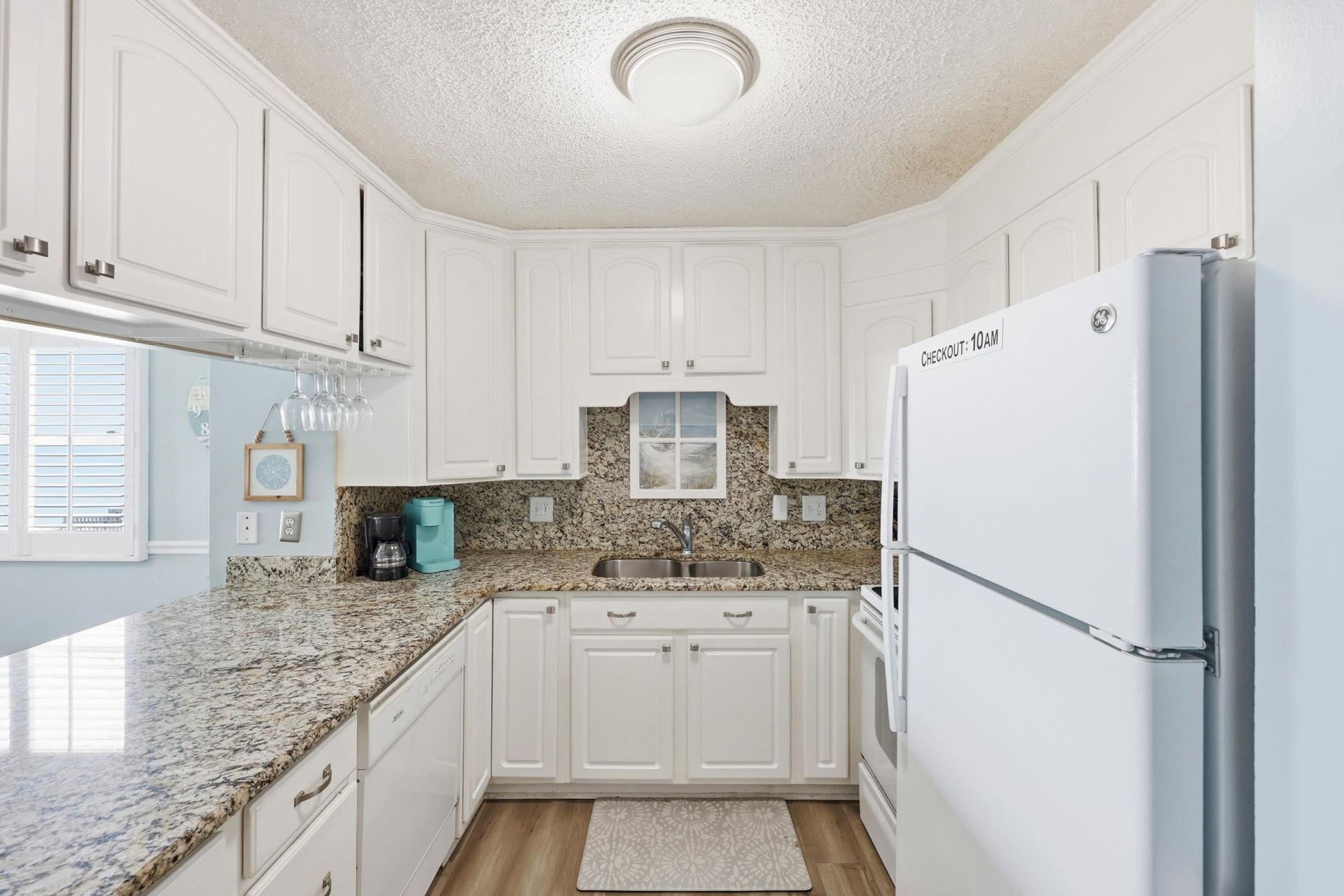 1310 N Waccamaw Dr.  Photo 8