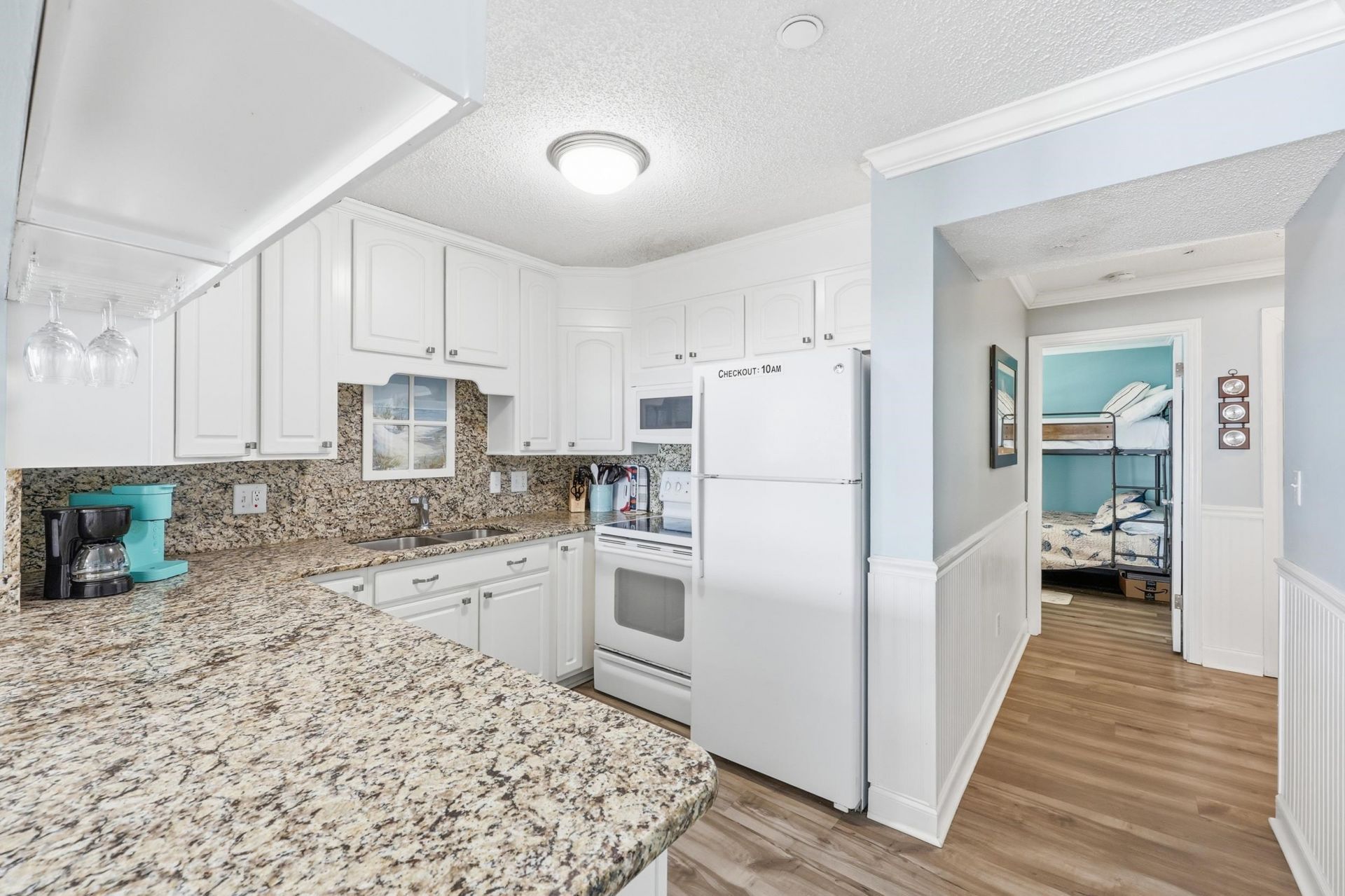 1310 N Waccamaw Dr.  Photo 9
